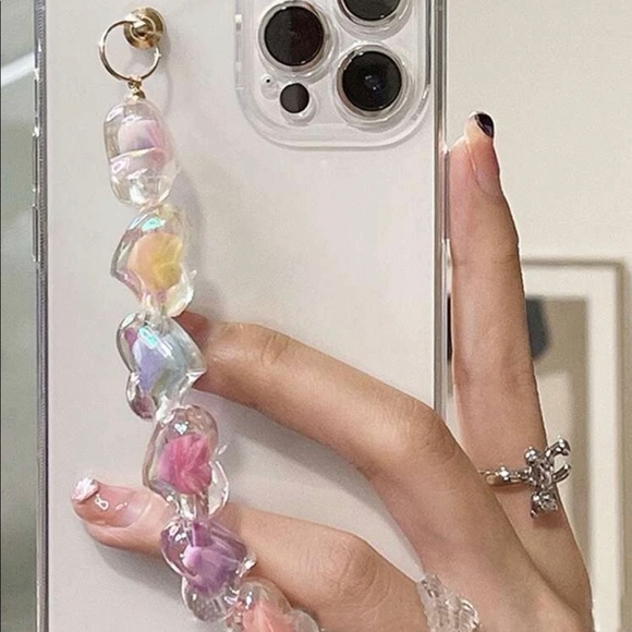 iPhone 11 case - Picture 2 of 3